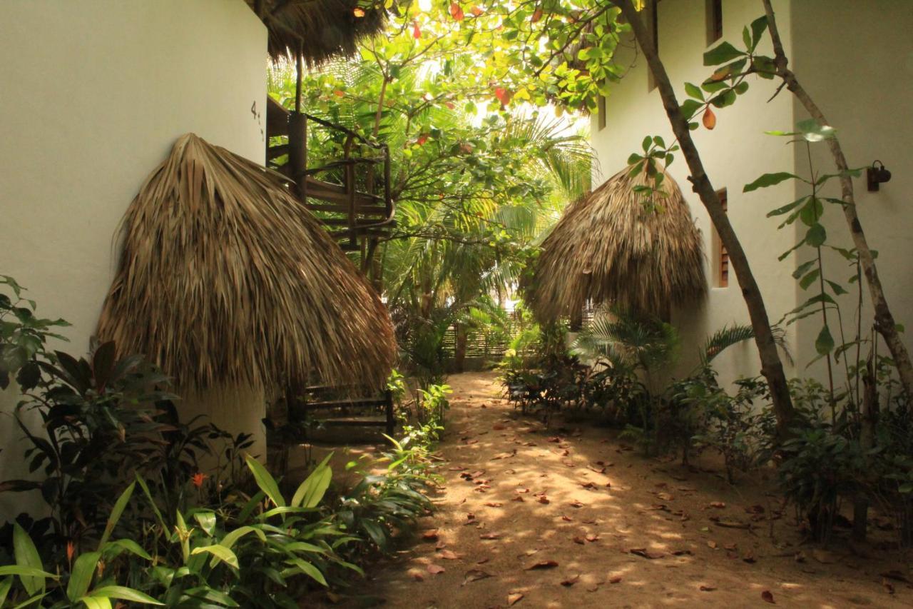 Hotel Descalzo Zipolite Exterior foto